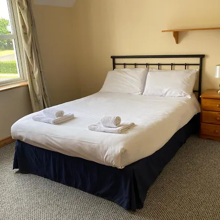 2a Ardaravan Square * Buncrana